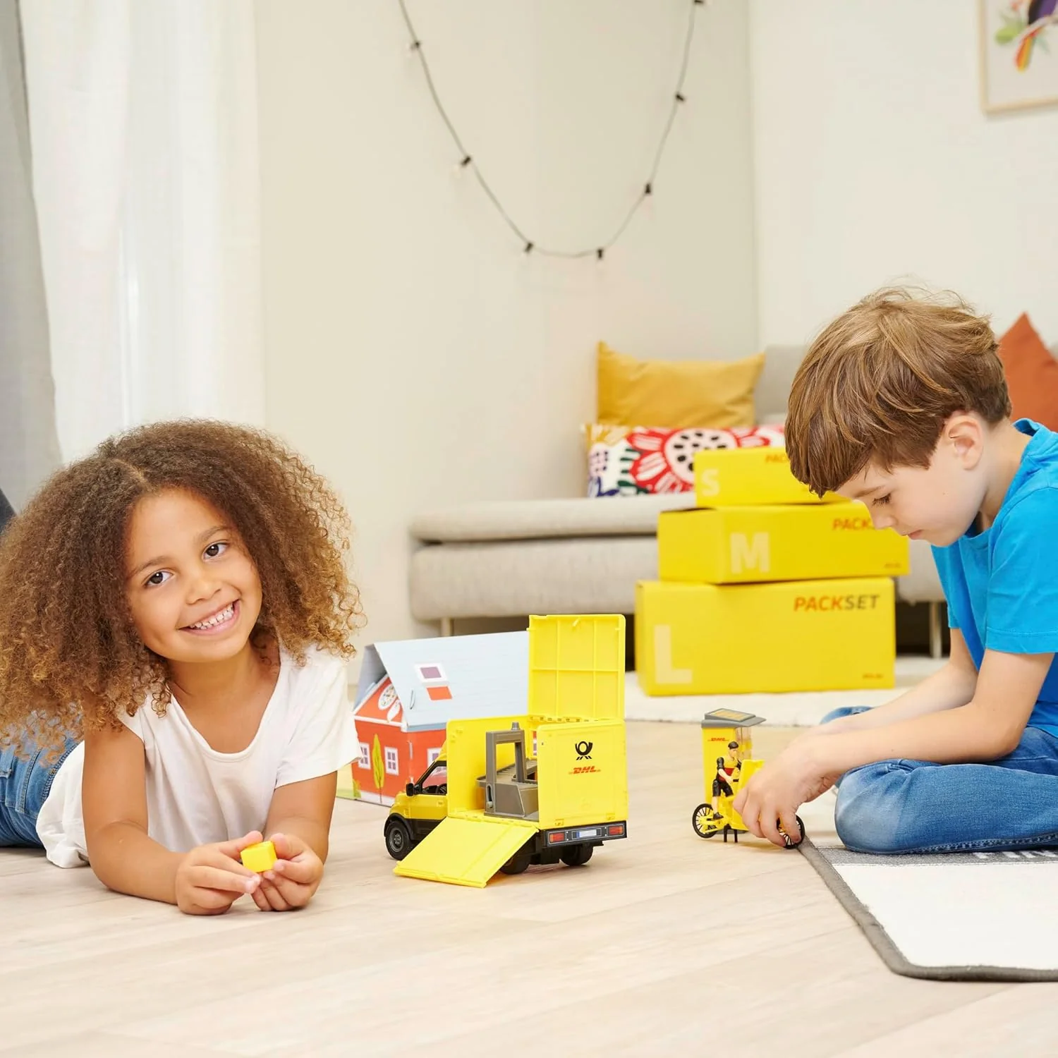 Dickie Toys - DHL Delivery Set (25 cm) - Paketzusteller-Spielset für Kinder ab 3 Jahre, DHL Postauto - Image 6