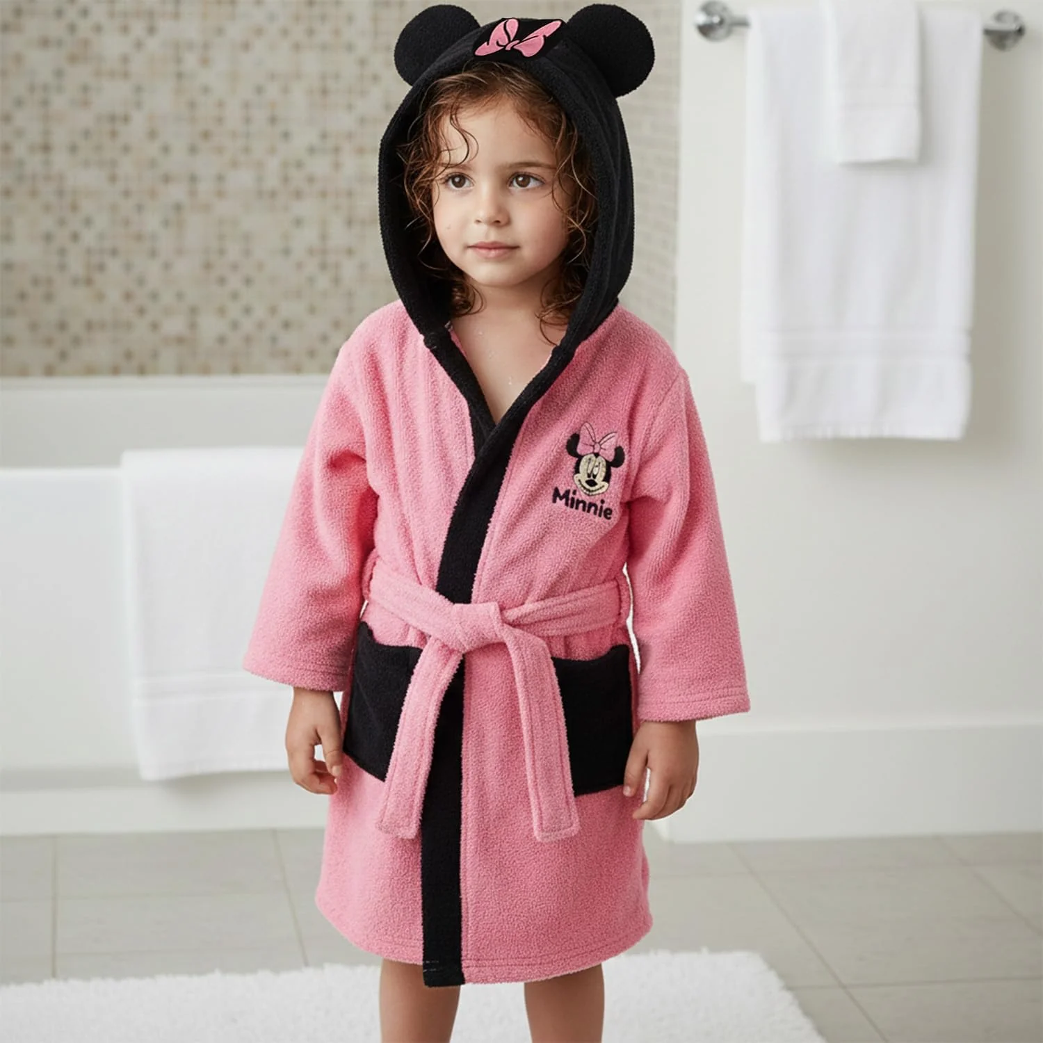 Disney - Bademantel Minnie mit kleiner Schleife – Seitentaschen – Kordelzug – 100 % Polyester – Rosa - Image 3