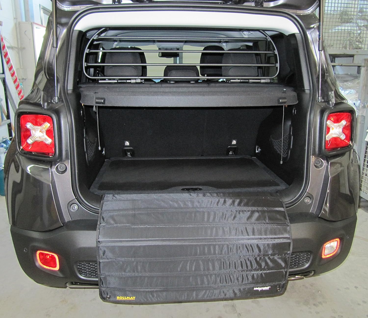 ERGOTECH Trenngitter Hundegitter Schutzgitter kompatibel mit Jeep Renegade, RDA65HBG-M, für Hunde un - Image 5