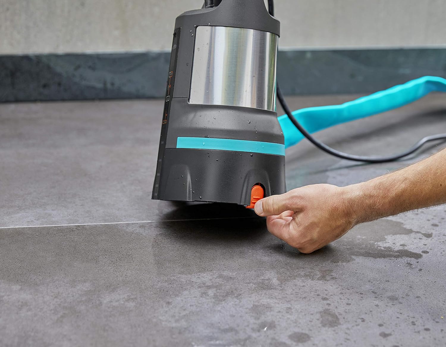 Gardena Klarwasser-Tauchpumpe 11000 aquasensor: Entwässerungspumpe mit innovativem Aquasensor, Förde - Image 5