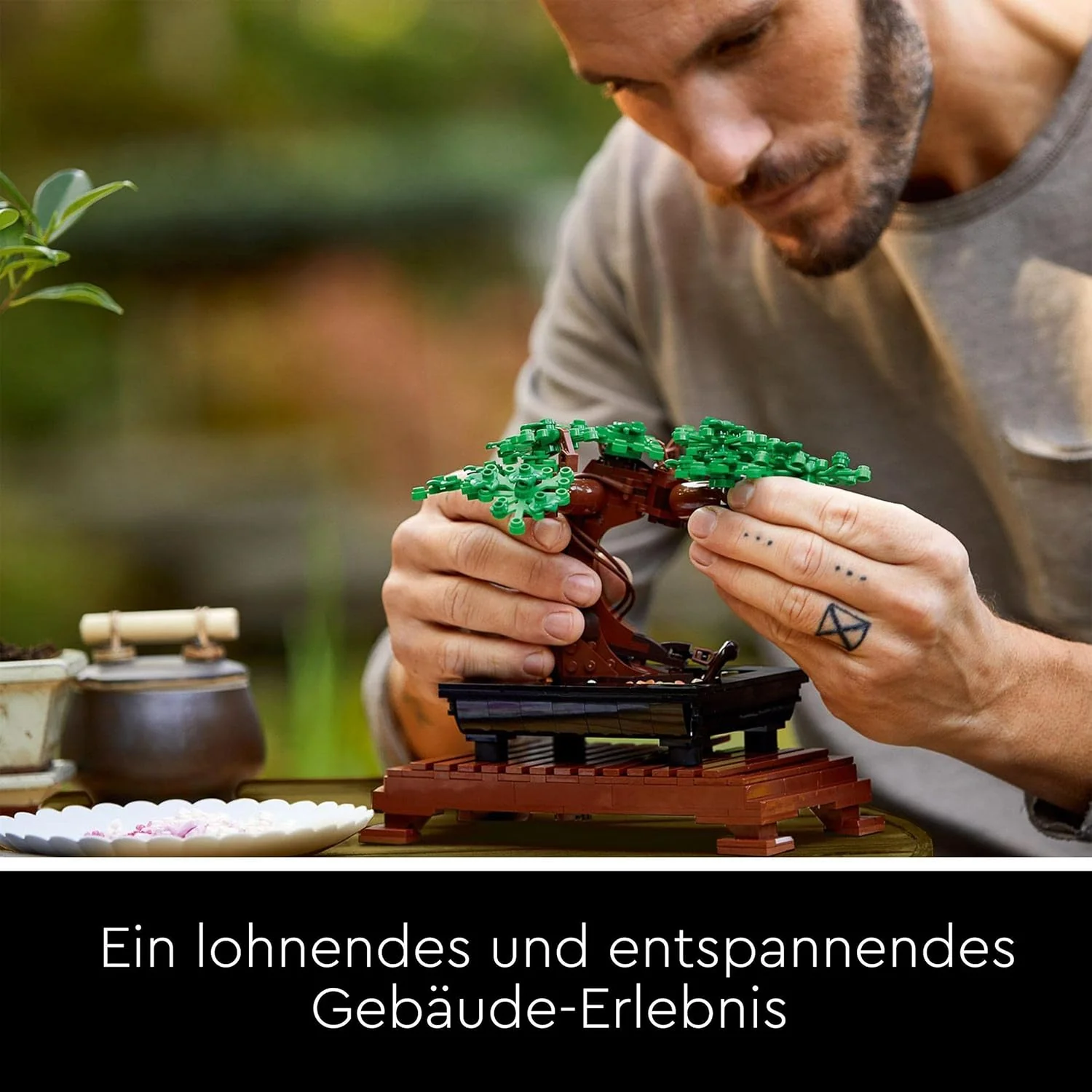 LEGO Icons Garten der Stille, Botanical Zen-Garten-Set für Erwachsene mit Lotusblumen & Icons Bonsai - Image 6