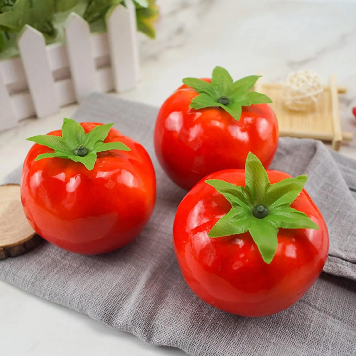 Lorigun 15 Stück Artificail Tomaten, gefälschte Tomaten für die Dekoration künstliches Gemüse Tomate - Image 7