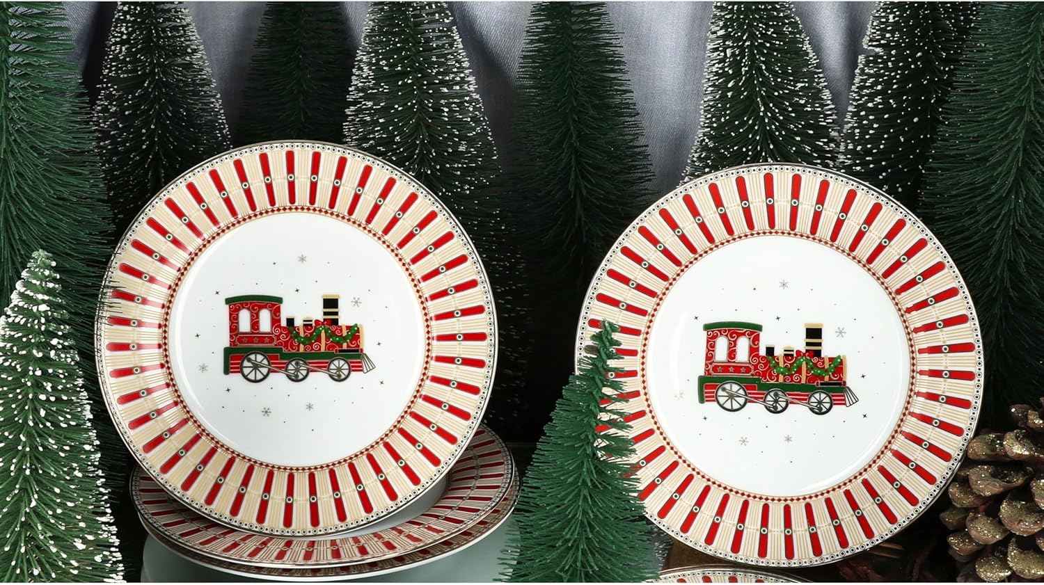 MamboCat 4er Set Polar Train Kuchenteller I Ø 19,2cm I Porzellan-Frühstücksteller mit rot-goldenem W - Image 2