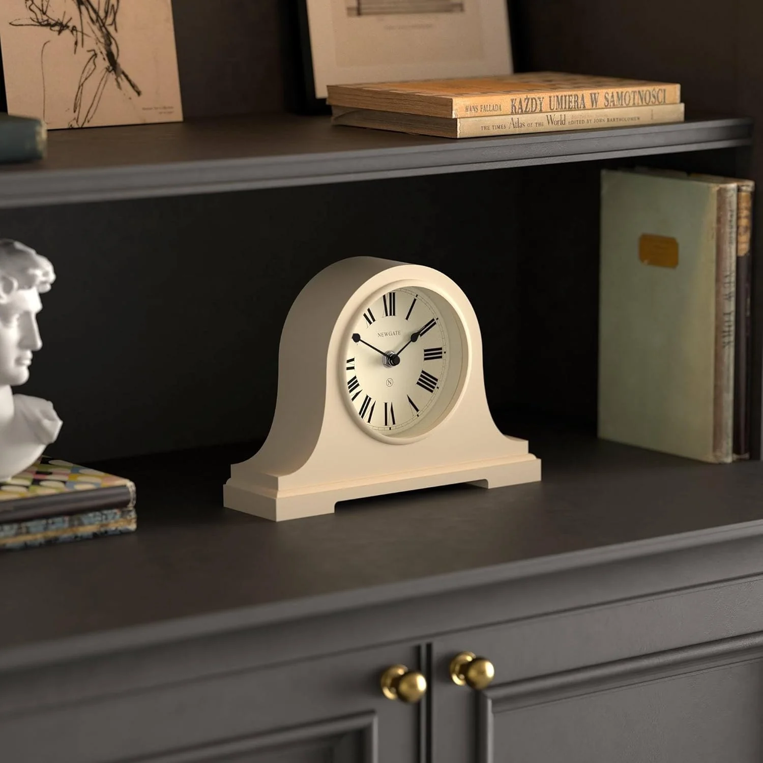 NEWGATE® Broadway Kaminsims Uhr | Klassisches Design des napoleonhutes | Vanille Creme | Römische zi - Image 5