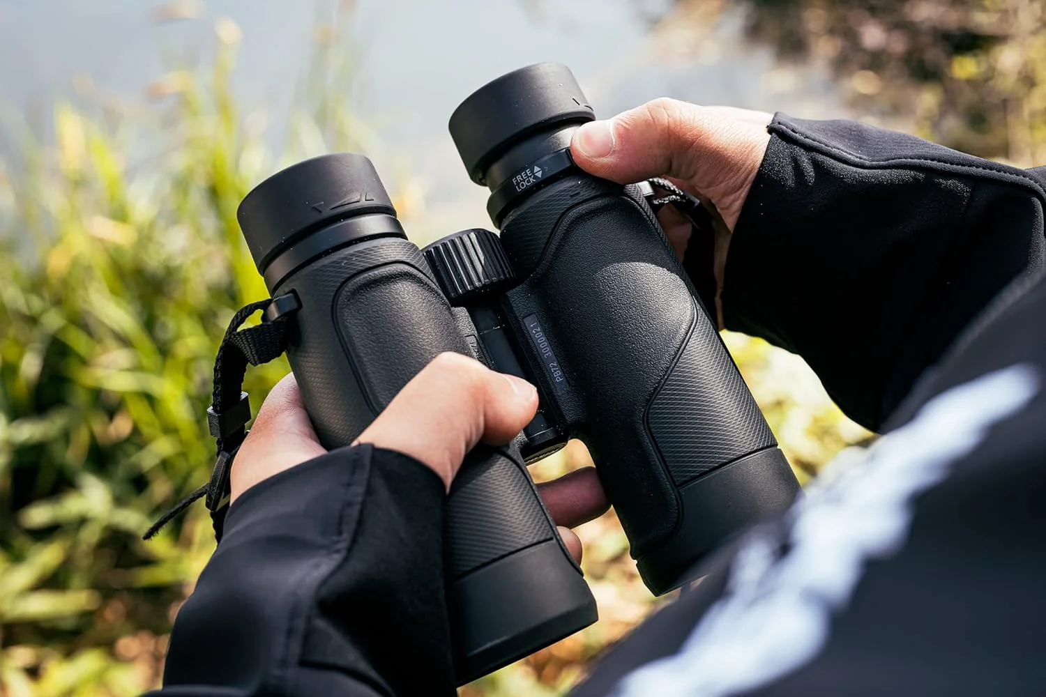 Nikon PROSTAFF P7 10x30, Dunkelgrün, 30mm - Image 8