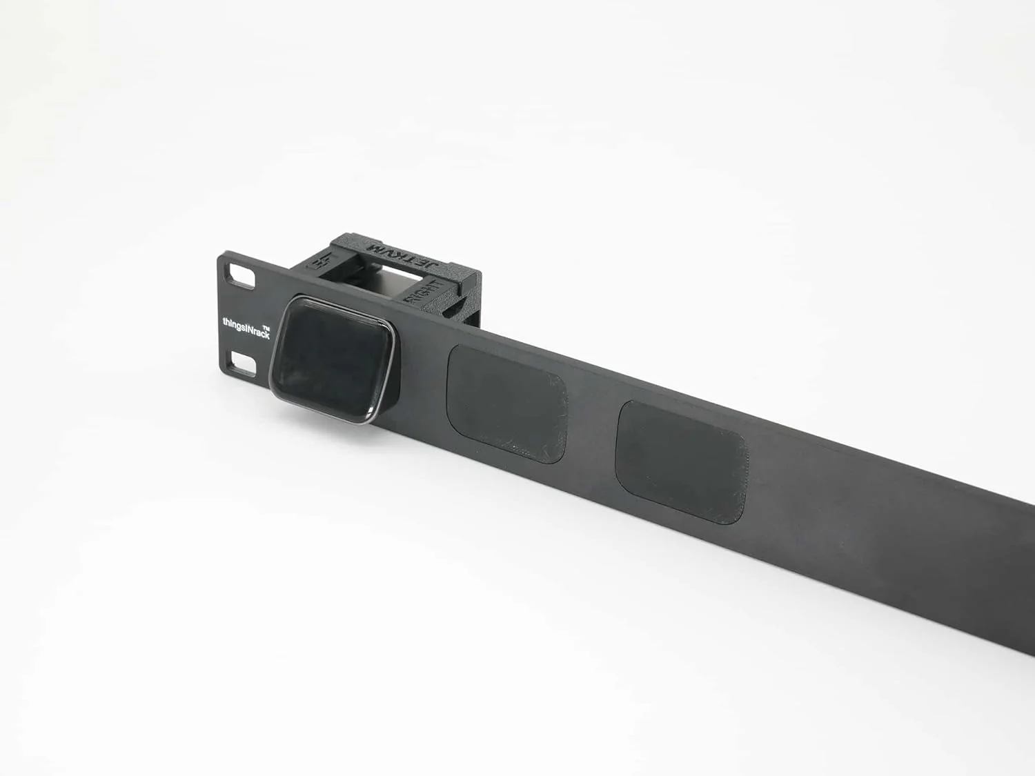 Rackhalterung für 3 Stück JetKvm - 2 Abdeckplatten - Image 2
