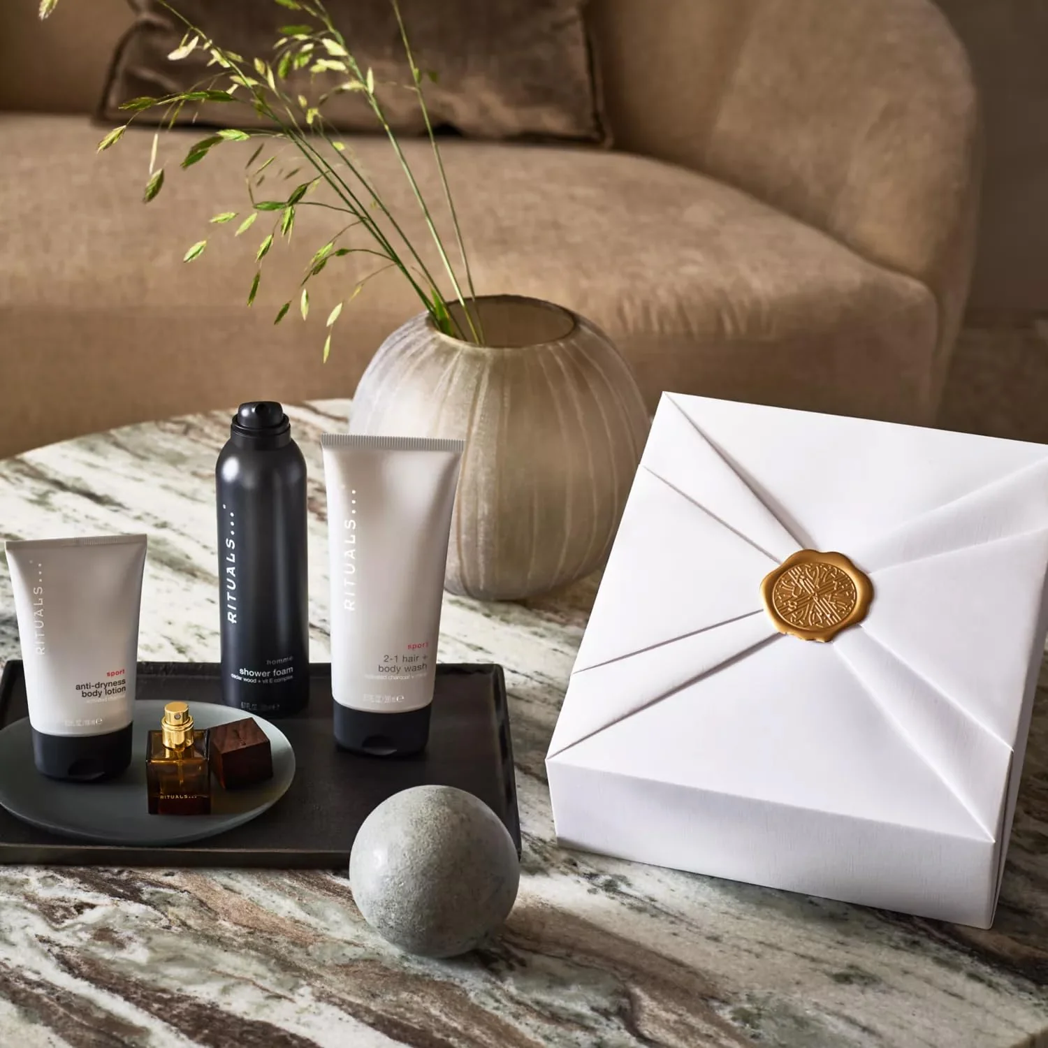 RITUALS Geschenkset für Männer aus der Homme Collection, Medium - Mit Zedernholz & Vitamin E-Komplex - Image 2