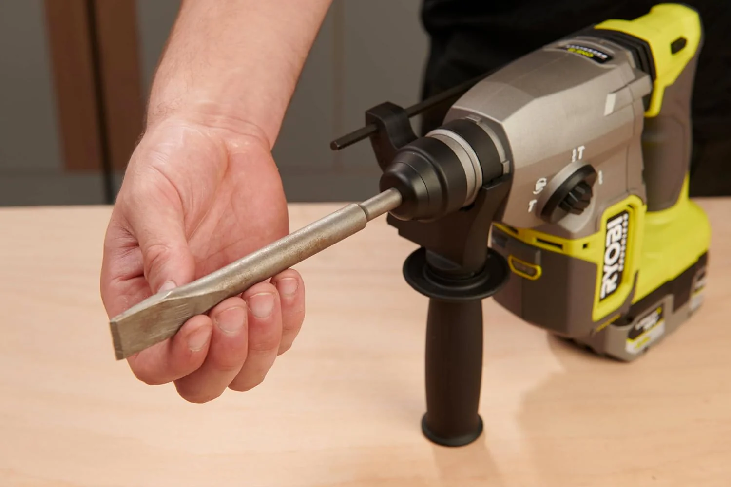 RYOBI 18 V ONE+ Brushless Akku-SDS-Bohrhammer RSDS18BL-0, max. Schlagenergie 2,5 J, SDS-Plus, G5 Gri - Image 5