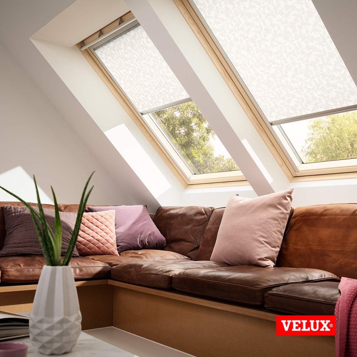 VELUX Original Dachfenster Sichtschutzrollo für M06, Dunkelblau, mit Grauer Führungsschiene B60 x H9 - Image 7