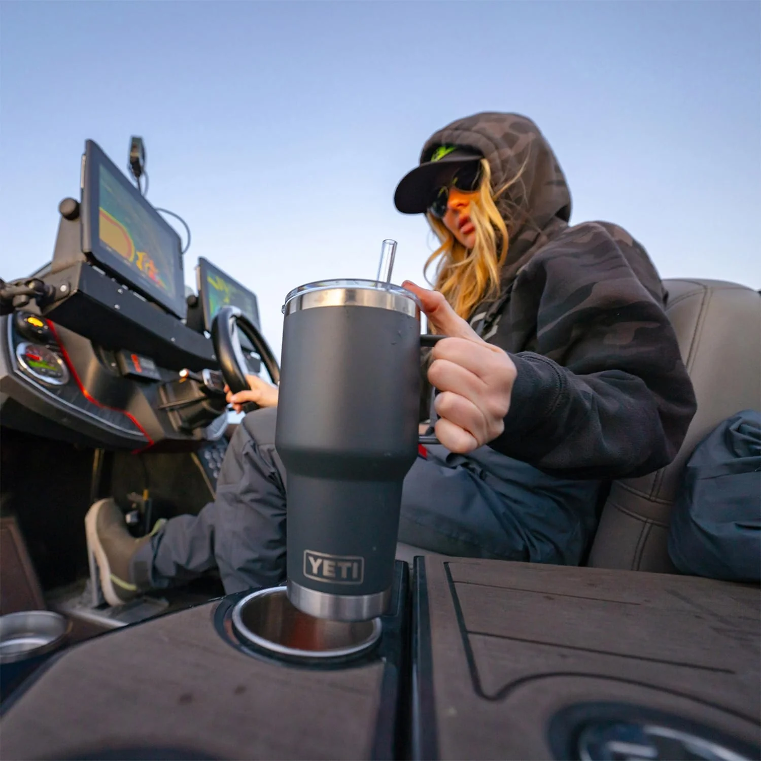 YETI Rambler Trinkbecher mit Griff und Strohhalm-Deckel, Reisebecher, Wasserbecher, vakuumisolierter - Image 5